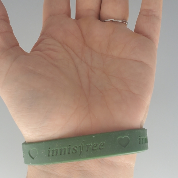 Green Lego Like Unique Ring and Green Silicone Bracelet Set - Picture 3 of 10